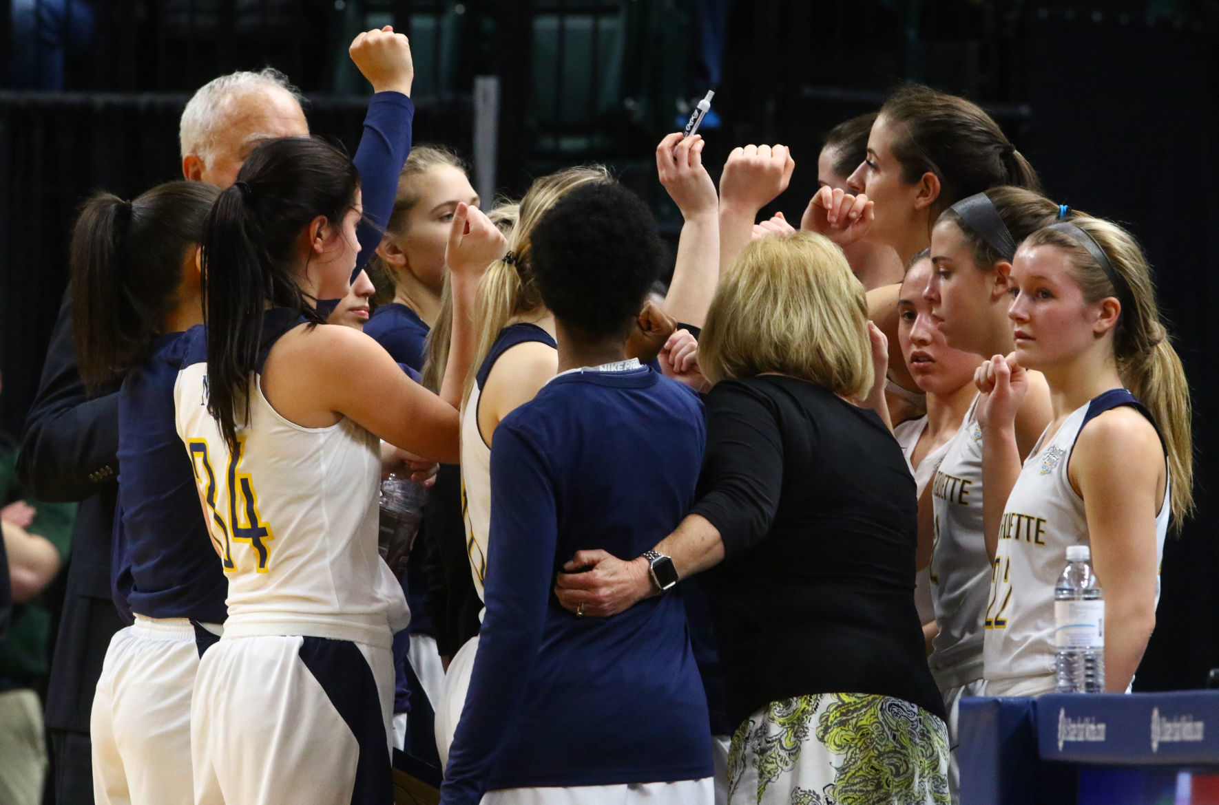 Gallery: Girls Basketball State Finals: Marquette Catholic vs. Vincennes Rivet